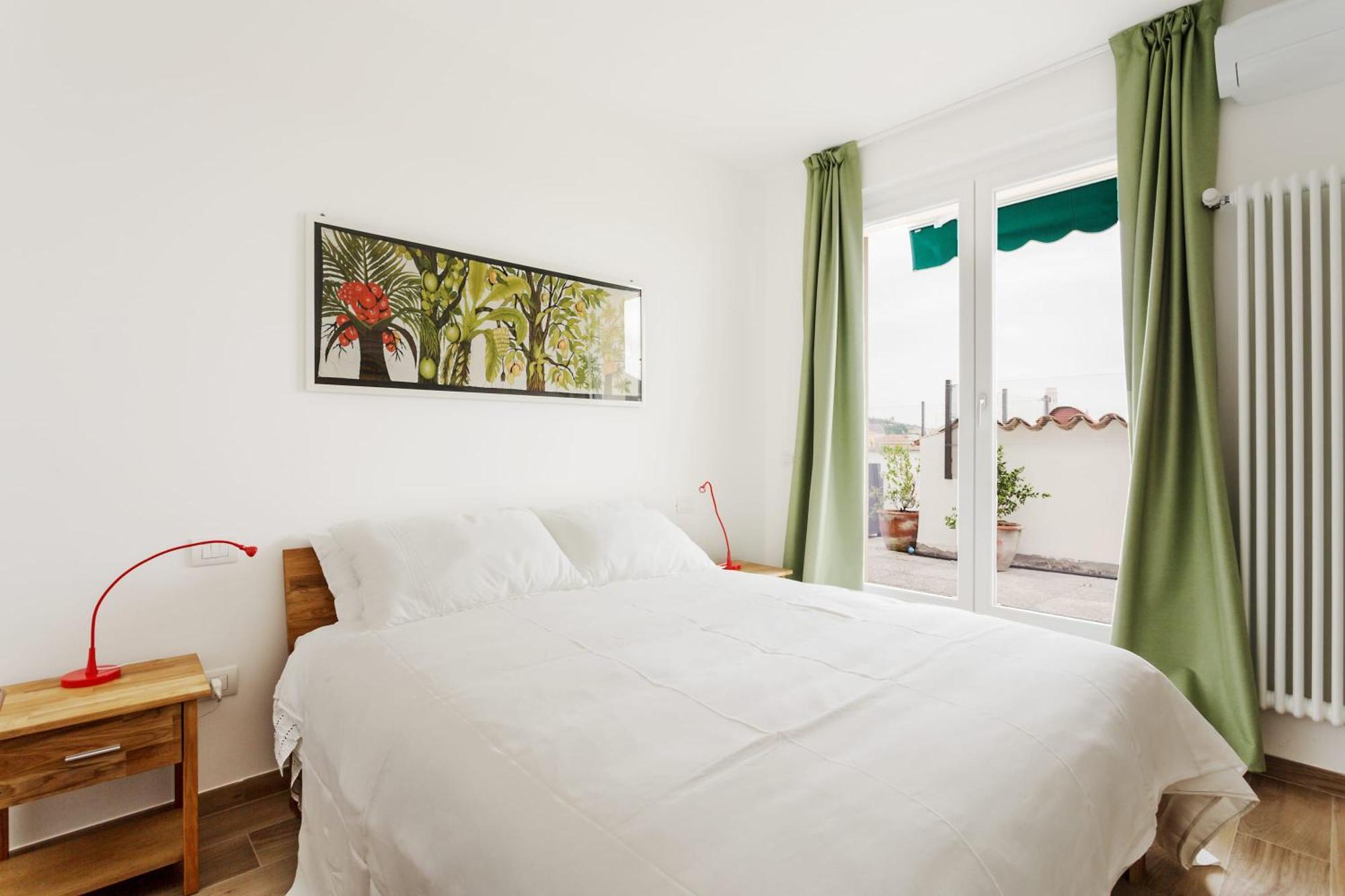 Amazing Flat With Big Terrace And Private Car Park Appartement Verona Buitenkant foto